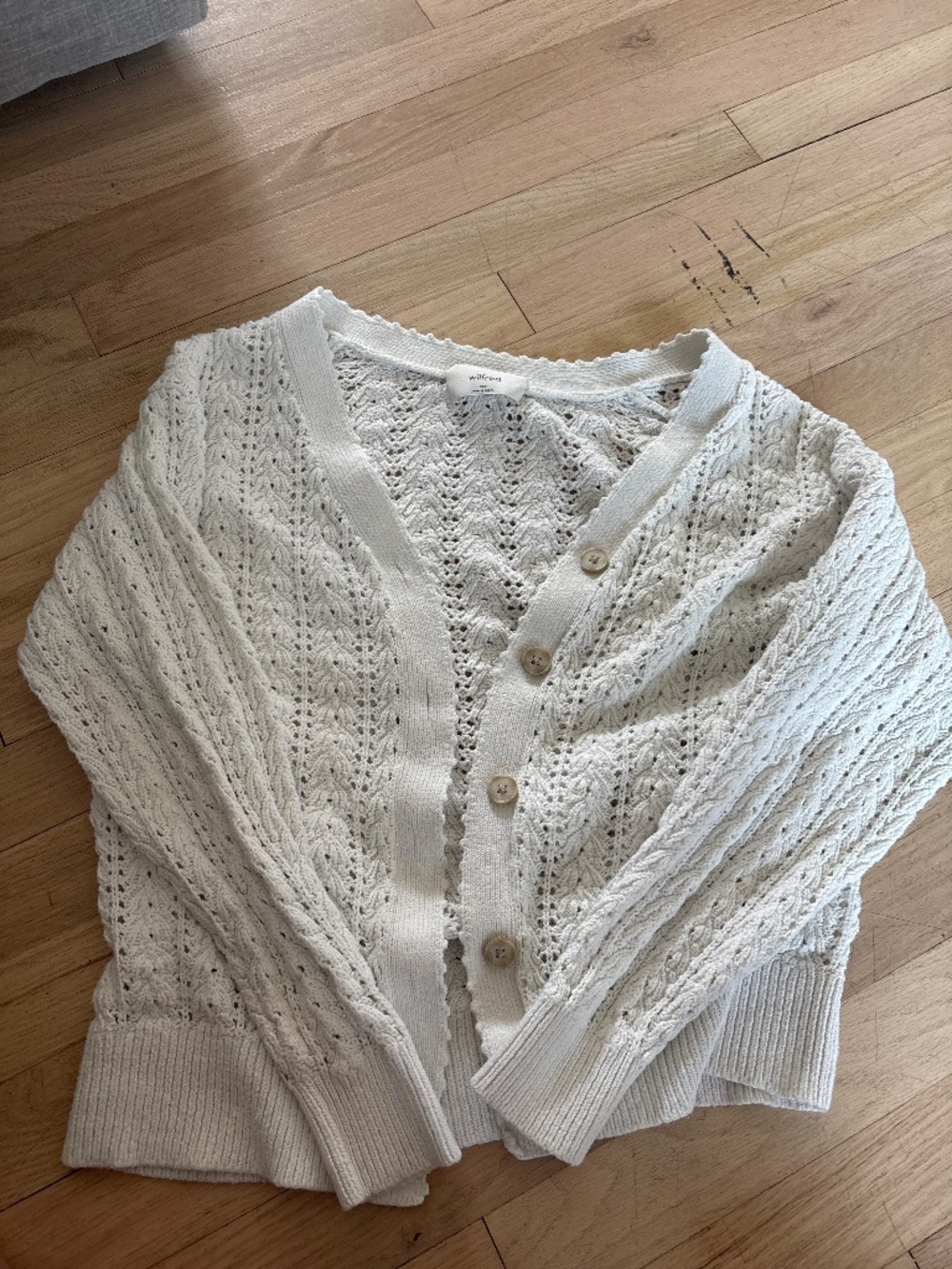 Wilfred Aritzia Cream Knit Button Cardigan   | Size XXS